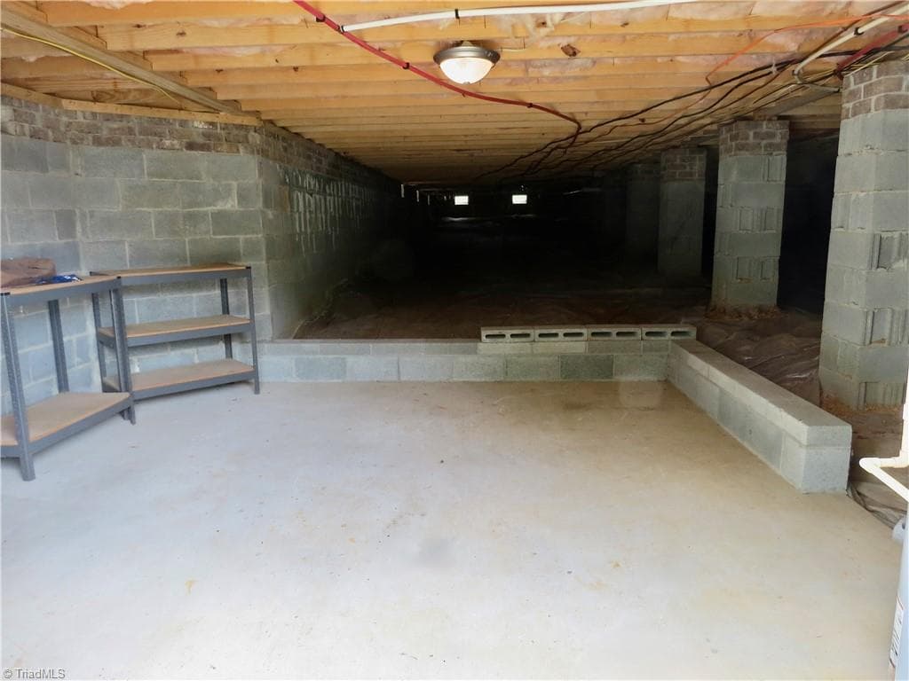 Stick/Site Built at 132 Feather Ridge Circle, Reidsville NC 27320, Reidsville, photo 77 of 84
