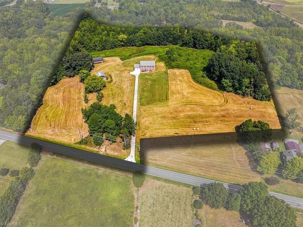 Stick/Site Built at 2536 Tyro Road, Lexington NC 27295, Lexington, photo 7 of 47