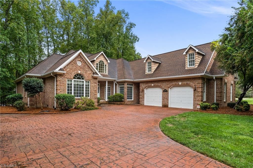 Stick/Site Built at 3940 Newport Court, High Point NC 27265, High Point, photo 3 of 74