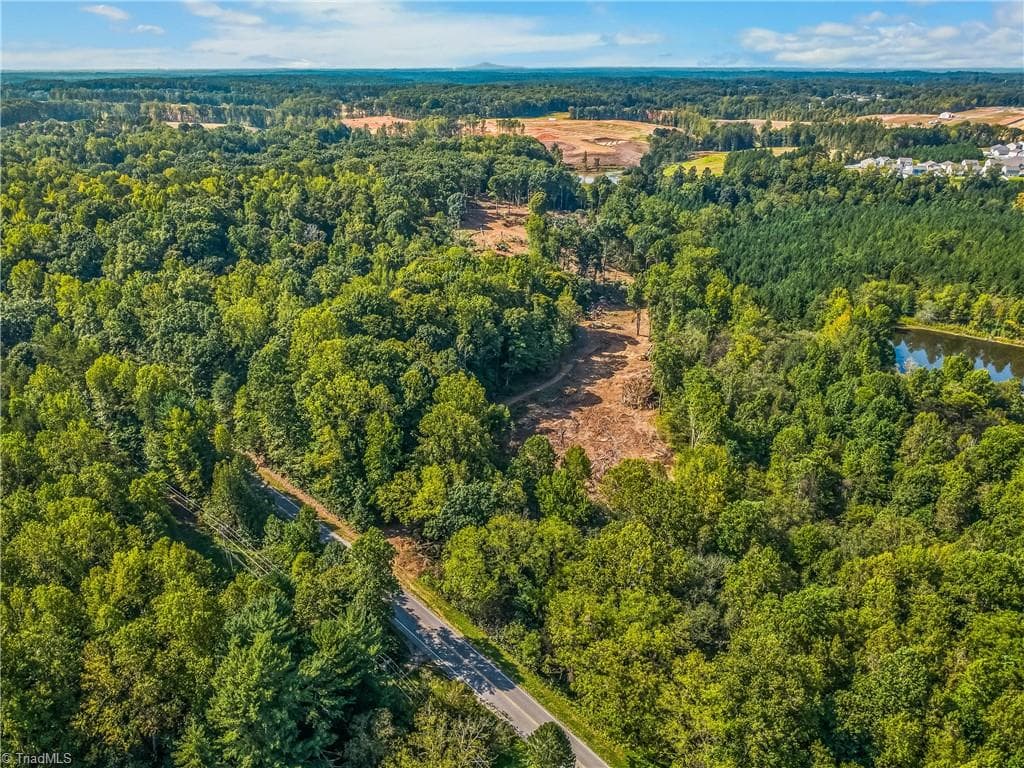 2370 Shelton Avenue, Statesville NC 28677