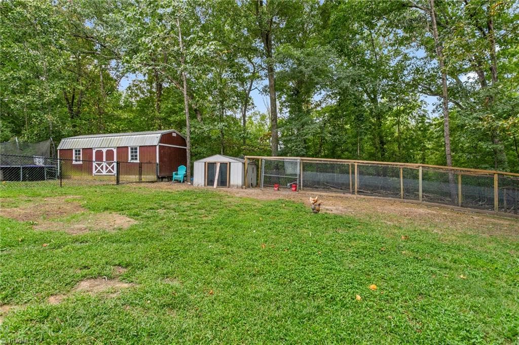Stick/Site Built at 679 Bonnie Regan Road, Thomasville NC 27360, Thomasville, photo 35 of 40