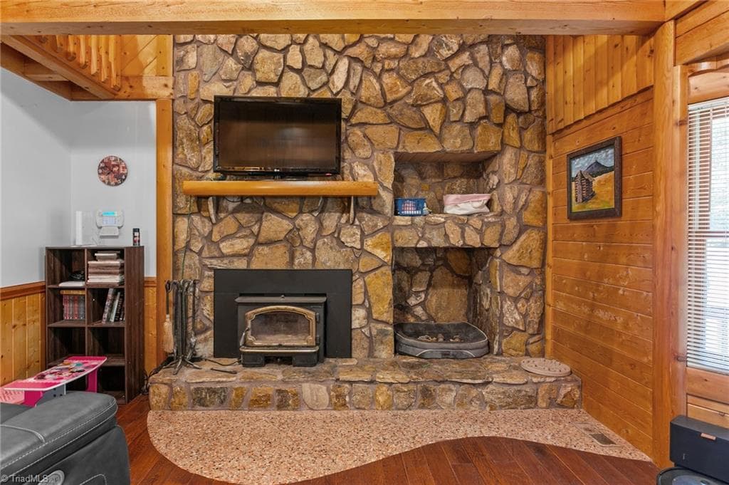 Stick/Site Built at 679 Bonnie Regan Road, Thomasville NC 27360, Thomasville, photo 8 of 40