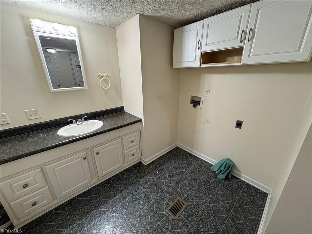 Manufactured Home at 329 Graystone Road, Mount Airy NC 27030, photo 18 of 19