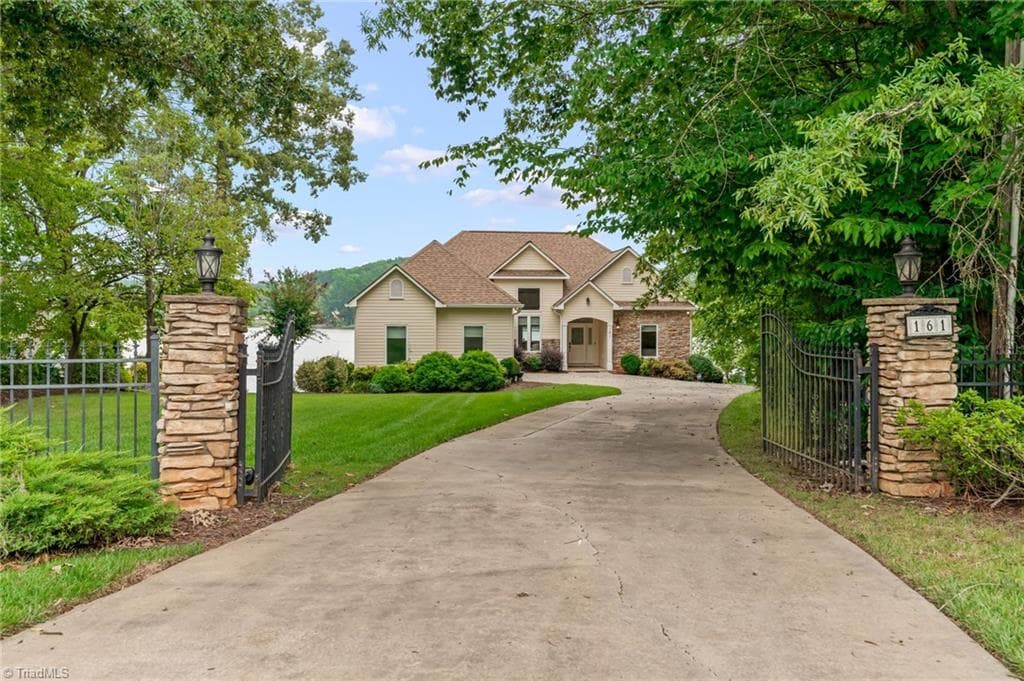 Stick/Site Built at 161 Abbotts Court, Lexington NC 27292, Lexington, photo 4 of 43
