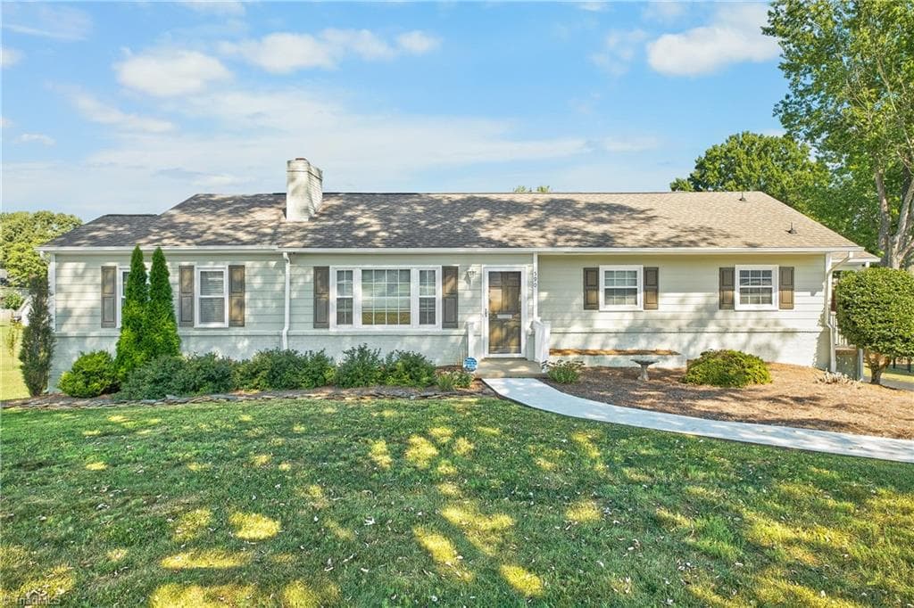 590 N Peace Haven Road, Winston-Salem NC 27104
