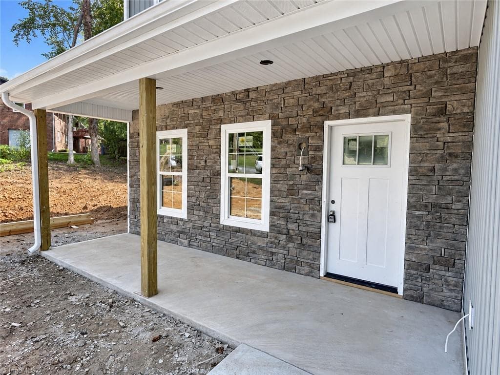 Stick/Site Built at 1862 Rominger Road, Winston-Salem NC 27127, Winston-Salem, photo 2 of 21