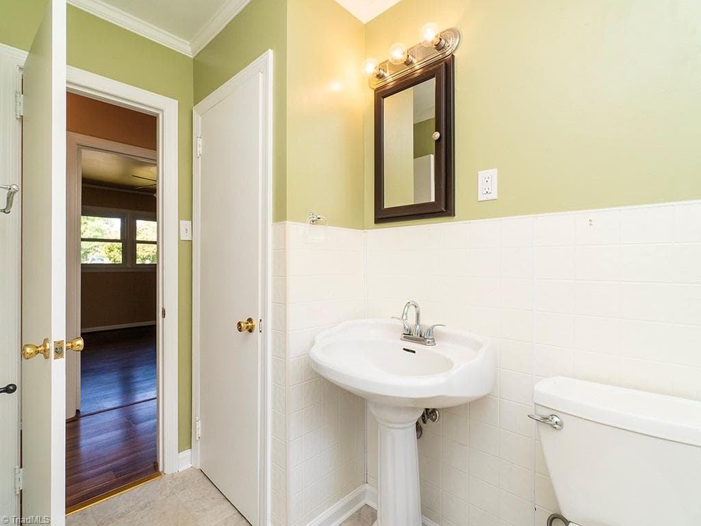 Stick/Site Built at 1901 Lynnwood Drive, Burlington NC 27215, Burlington, photo 51 of 76
