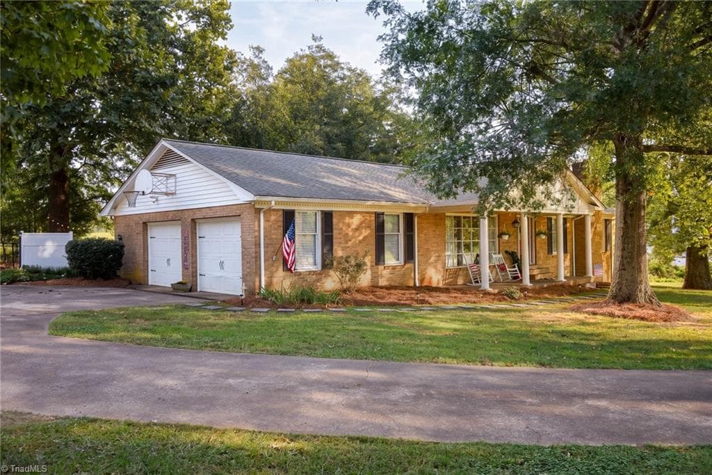 Stick/Site Built at 3910 Fallston Road, Shelby NC 28150, Shelby, photo 36 of 38