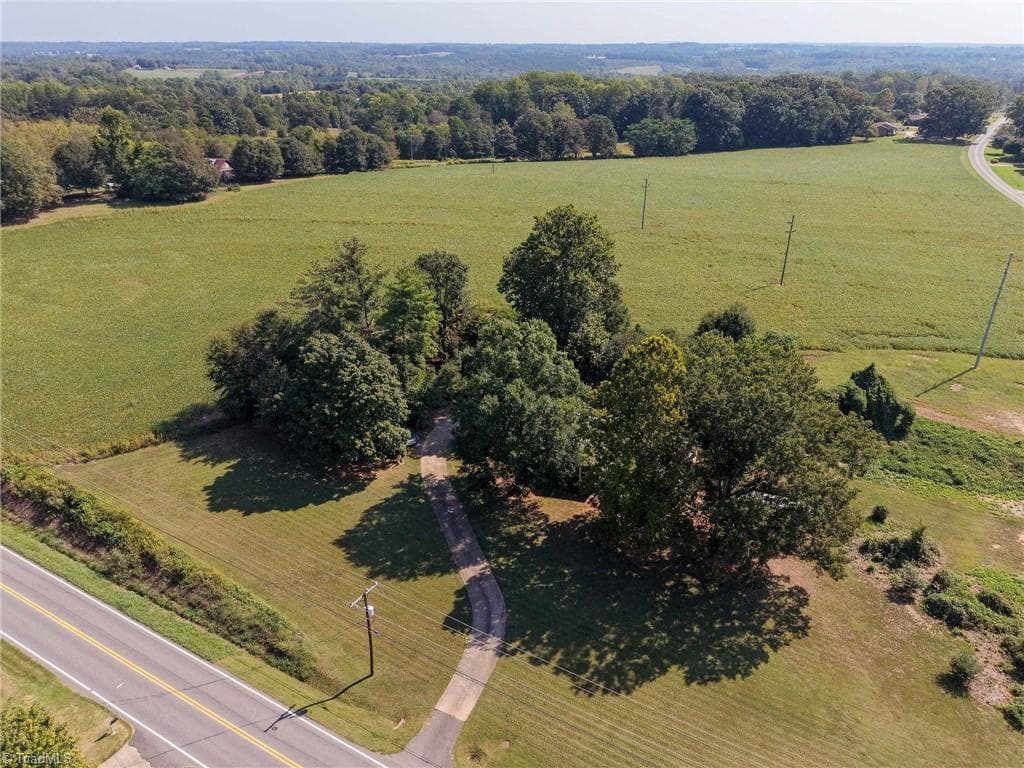 Stick/Site Built at 3910 Fallston Road, Shelby NC 28150, Shelby, photo 35 of 38