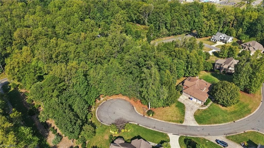 Single Family Residence at 2730 Spicewood Trails Lane, Pfafftown NC 27106, photo 3 of 12