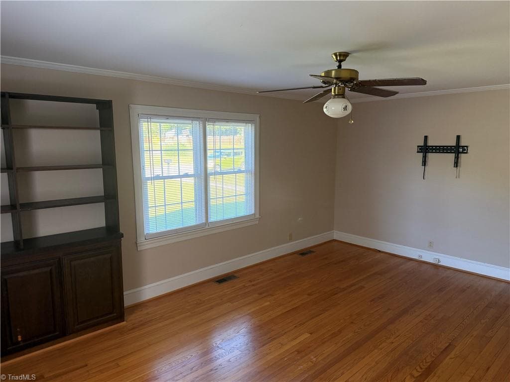 Stick/Site Built at 218 Center Street, Kernersville NC 27284, photo 24 of 46