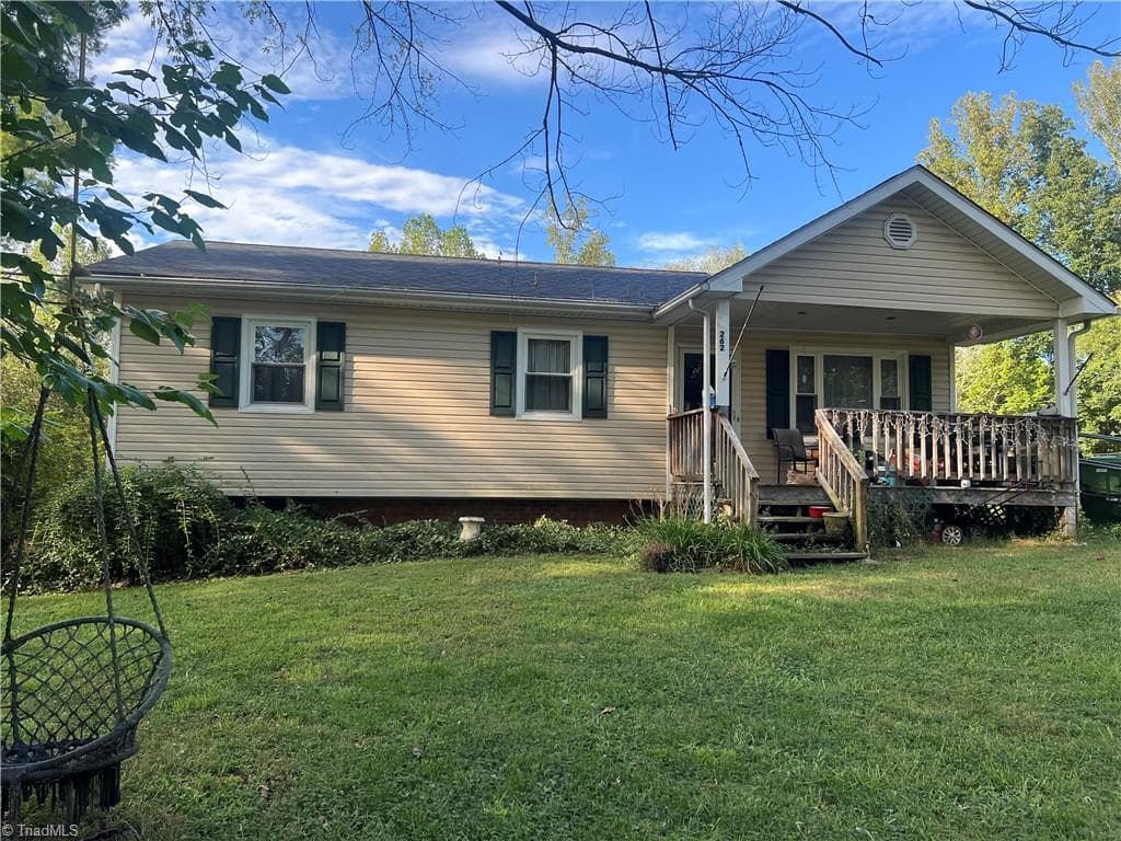 262 Woodcreek Drive, Mount Airy NC 27030