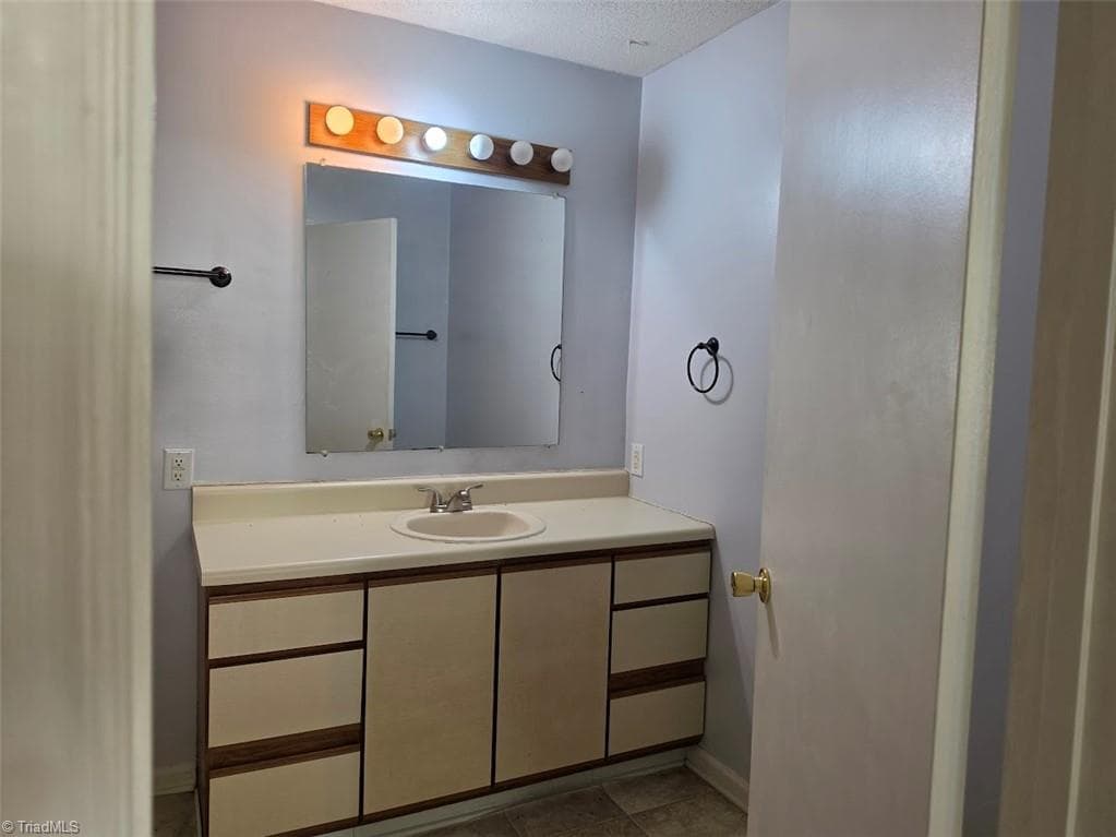 Stick/Site Built at 379 W Maple Avenue, Mocksville NC 27028, Mocksville, photo 11 of 16
