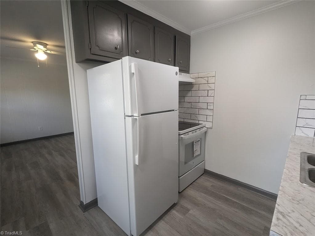 Apartment at 818 Meadow Ridge Court, Winston-Salem NC 27107, Winston-Salem, photo 5 of 28