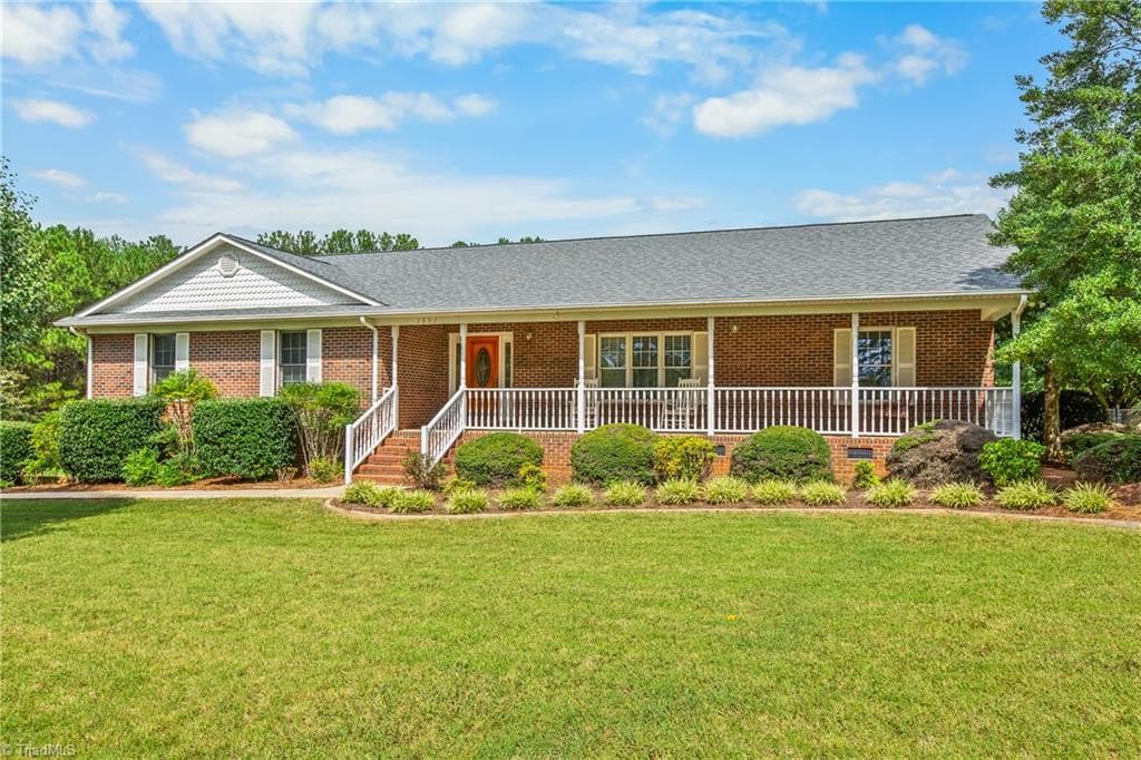 1357 Old Cox Road, Asheboro NC 27205