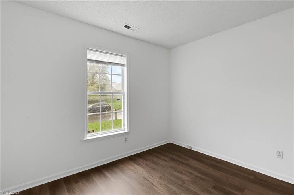 Stick/Site Built at 104 Lasalle Way, Greensboro NC 27406, photo 17 of 41