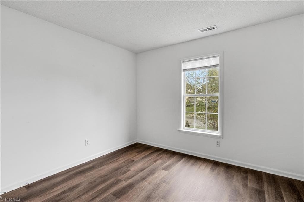 Stick/Site Built at 104 Lasalle Way, Greensboro NC 27406, photo 33 of 41