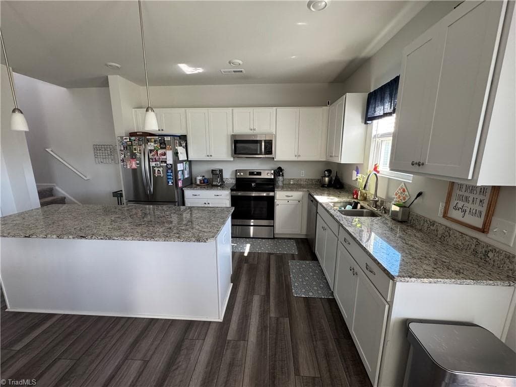Stick/Site Built at 4772 Bell West Drive, Kernersville NC 27284, photo 7 of 37