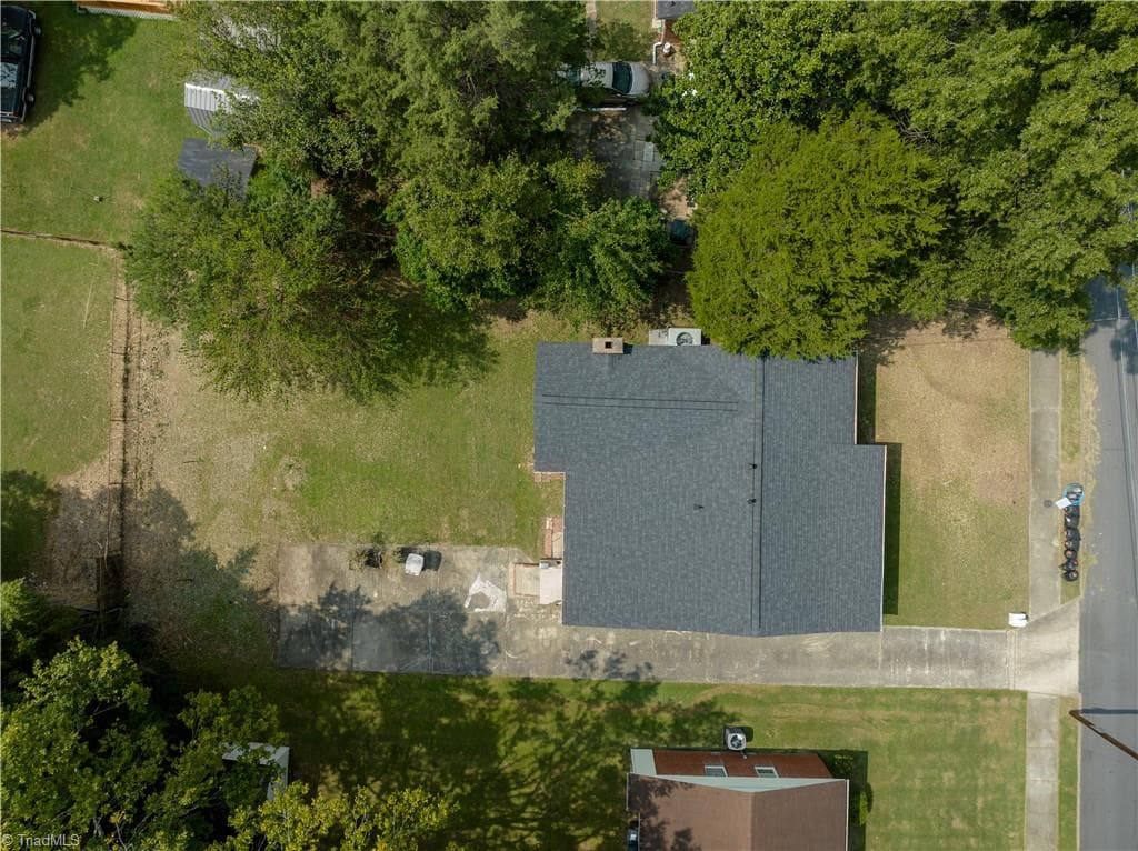 Stick/Site Built at 2102 Bothwell Street, Greensboro NC 27401, photo 31 of 34