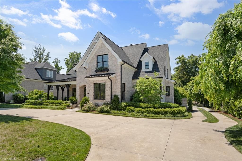 Stick/Site Built at 5603 Hundley Road, Winston-Salem NC 27106, Winston-Salem, photo 3 of 44