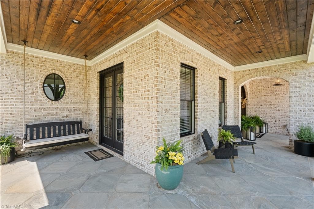 Stick/Site Built at 5603 Hundley Road, Winston-Salem NC 27106, Winston-Salem, photo 4 of 44