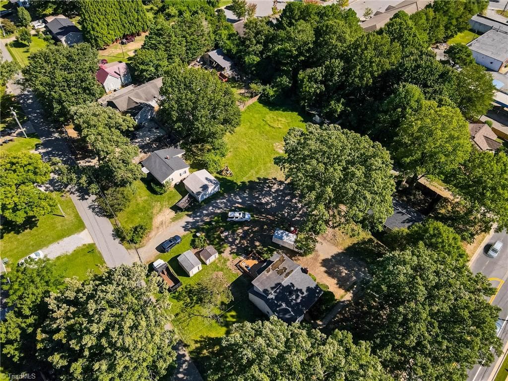 Remarks at 3922 N Church Street, Greensboro NC 27455, Greensboro, photo 11 of 68