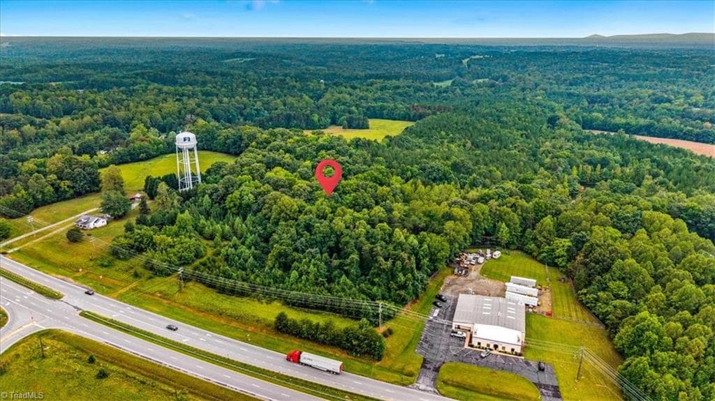 Commercial at 3406 US Highway 220, Madison NC 27025, photo 10 of 16