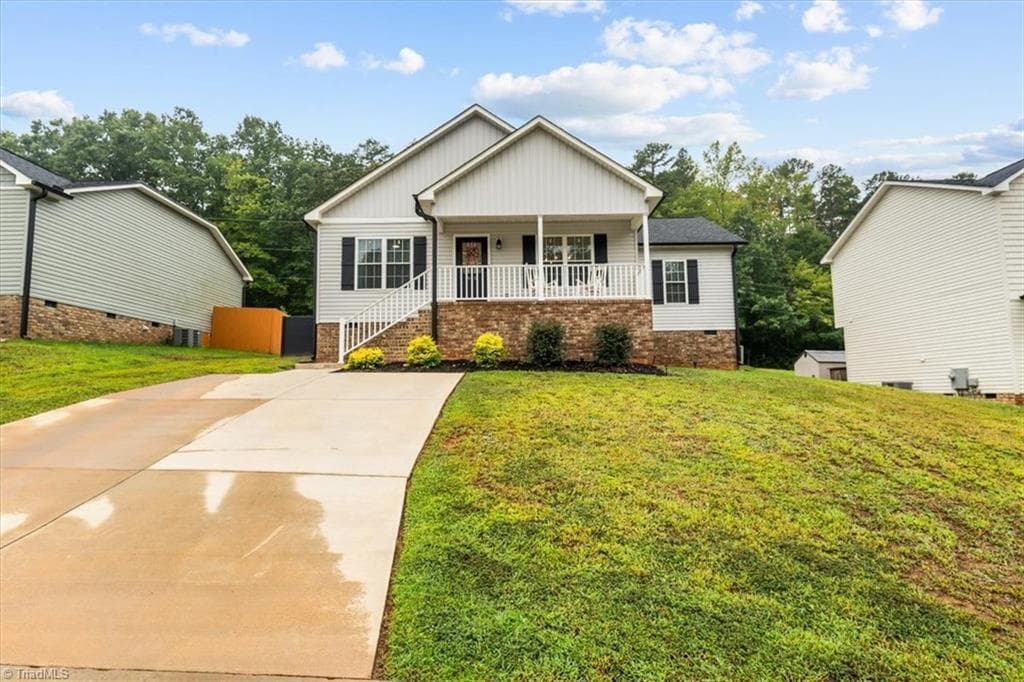Stick/Site Built at 842 Berg Street, Asheboro NC 27203, Asheboro, photo 9 of 62
