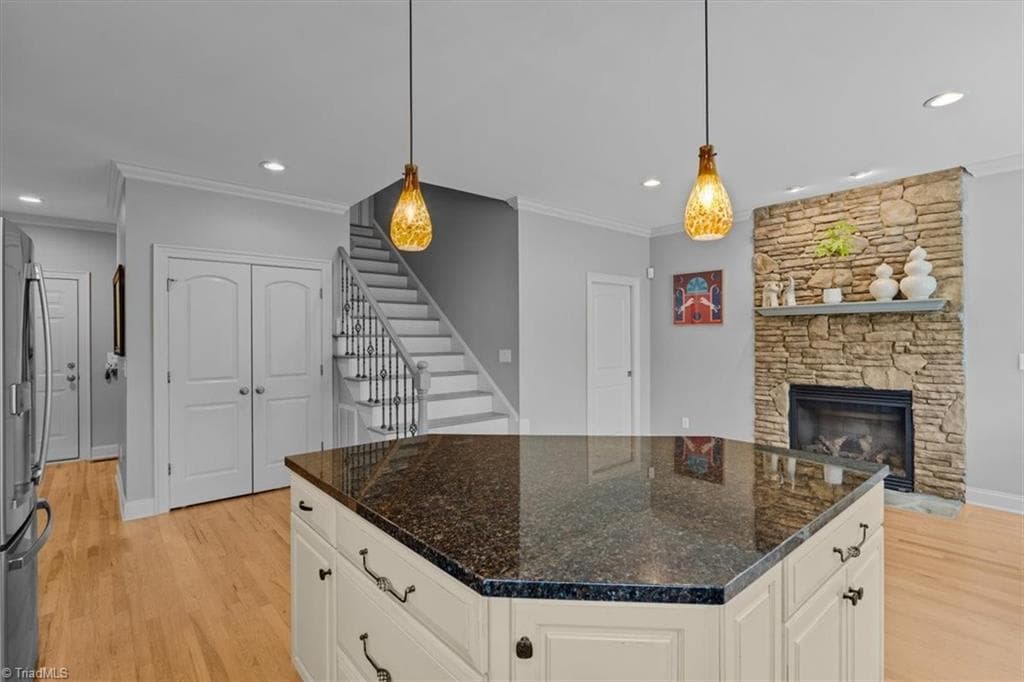 Stick/Site Built at 5910 Beckenham Way, Oak Ridge NC 27310, Oak Ridge, photo 13 of 29