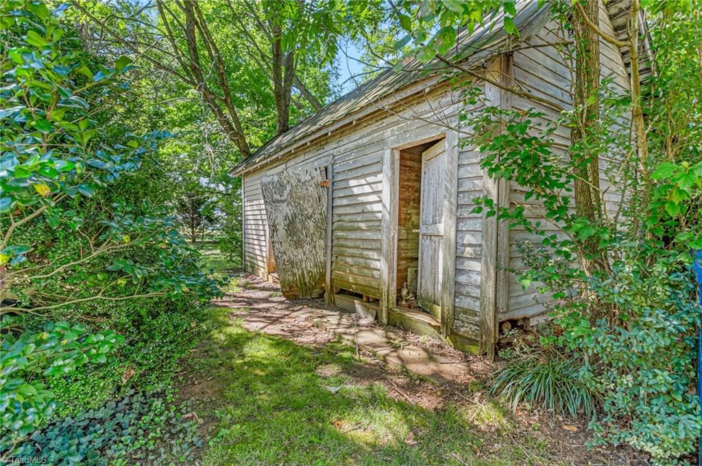 Stick/Site Built at 227 Asheboro Street, Liberty NC 27298, Liberty, photo 22 of 22