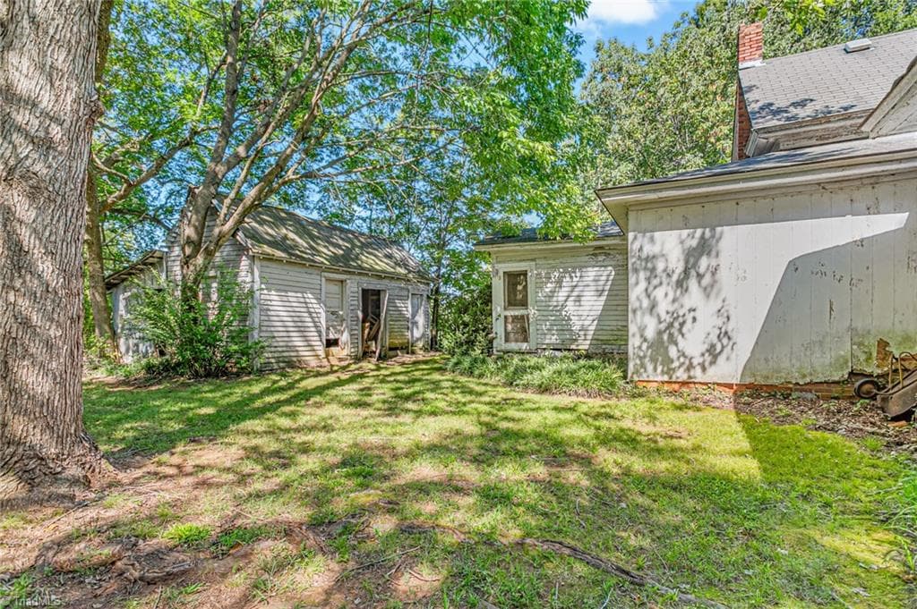 Stick/Site Built at 227 Asheboro Street, Liberty NC 27298, Liberty, photo 18 of 22