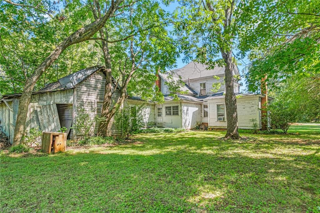 Stick/Site Built at 227 Asheboro Street, Liberty NC 27298, Liberty, photo 21 of 22