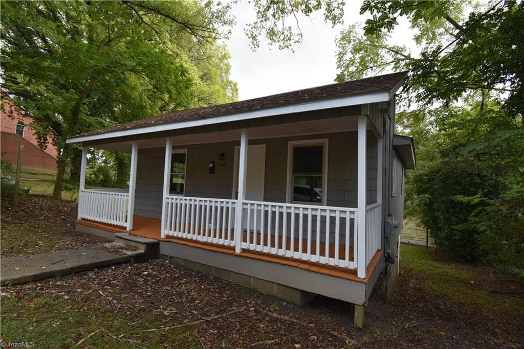 Stick/Site Built at 730 Alexander Street, Winston-Salem NC 27127, photo 2 of 17