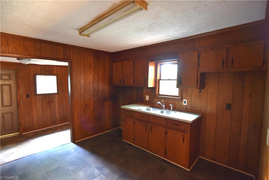 Stick/Site Built at 730 Alexander Street, Winston-Salem NC 27127, photo 10 of 17