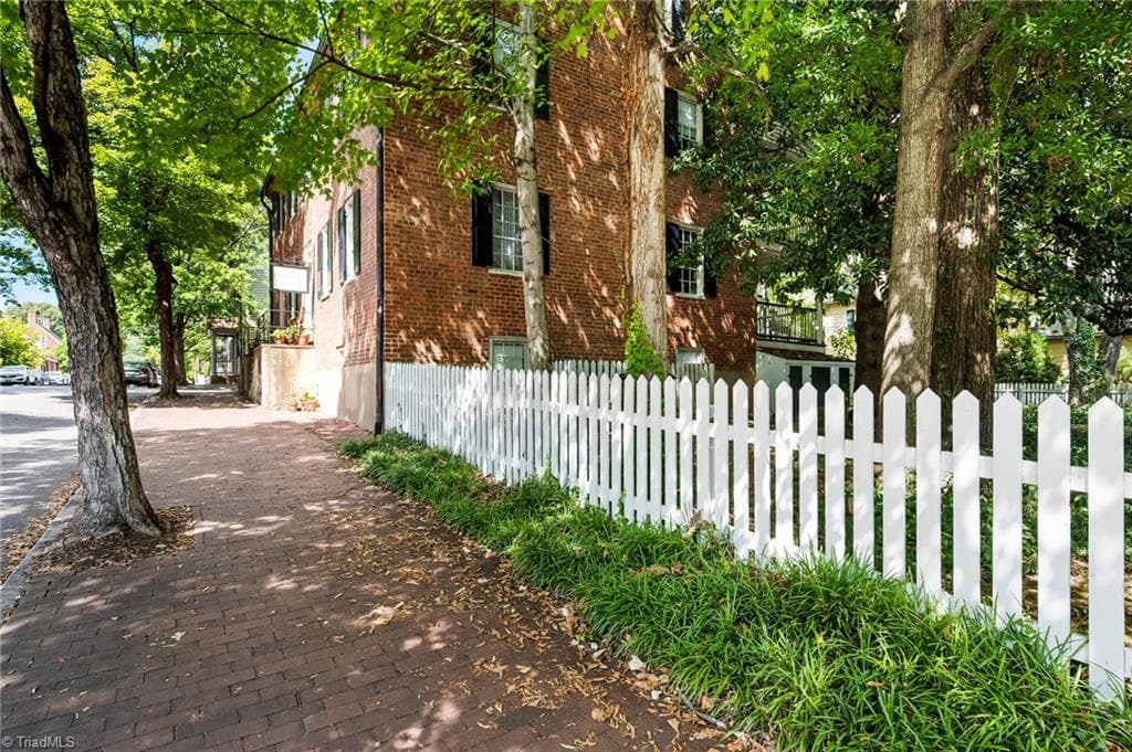 Stick/Site Built at 803 S Main Street, Winston-Salem NC 27101, Winston-Salem, photo 9 of 76