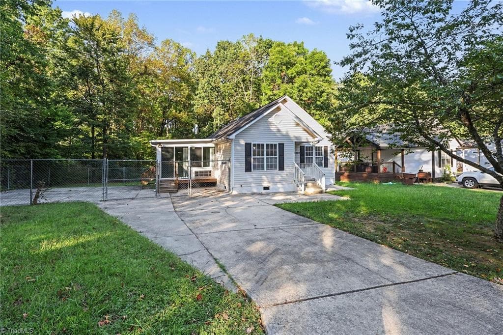 Stick/Site Built at 4228 Studio Lane, Greensboro NC 27407, photo 2 of 18
