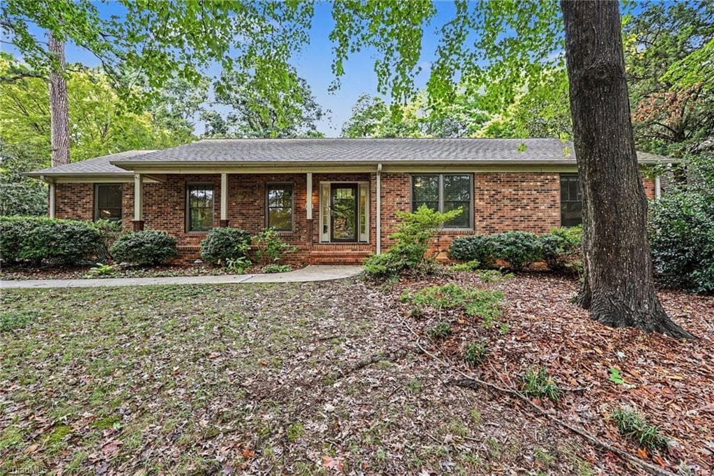 Stick/Site Built at 3628 Pinetop Road, Greensboro NC 27410, photo 2 of 28