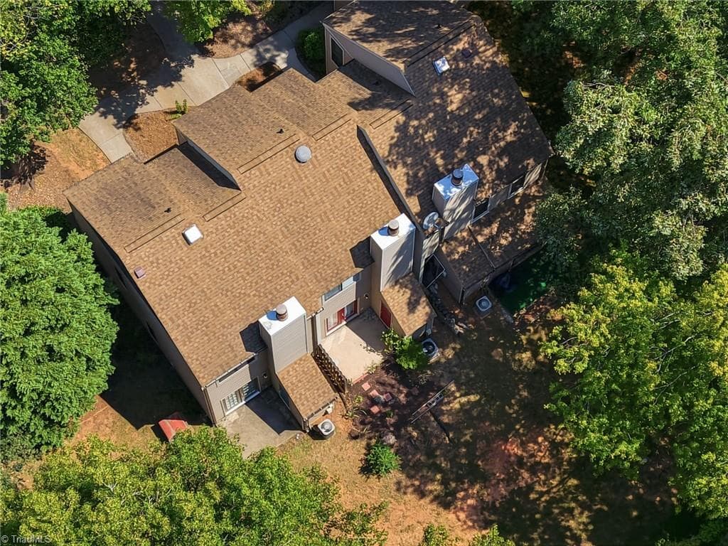 Stick/Site Built at 301 Village Lane # F, Greensboro NC 27409, photo 16 of 16