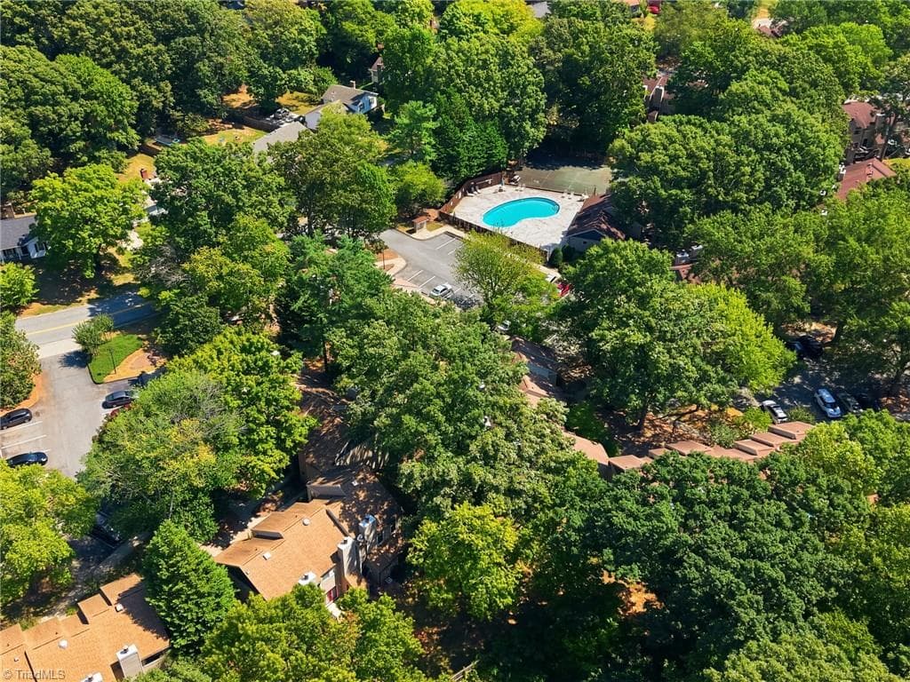 Stick/Site Built at 301 Village Lane # F, Greensboro NC 27409, photo 14 of 16