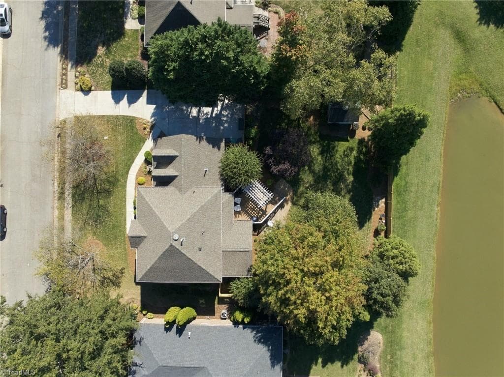 Stick/Site Built at 4325 Oakton Drive, High Point NC 27265, High Point, photo 87 of 90