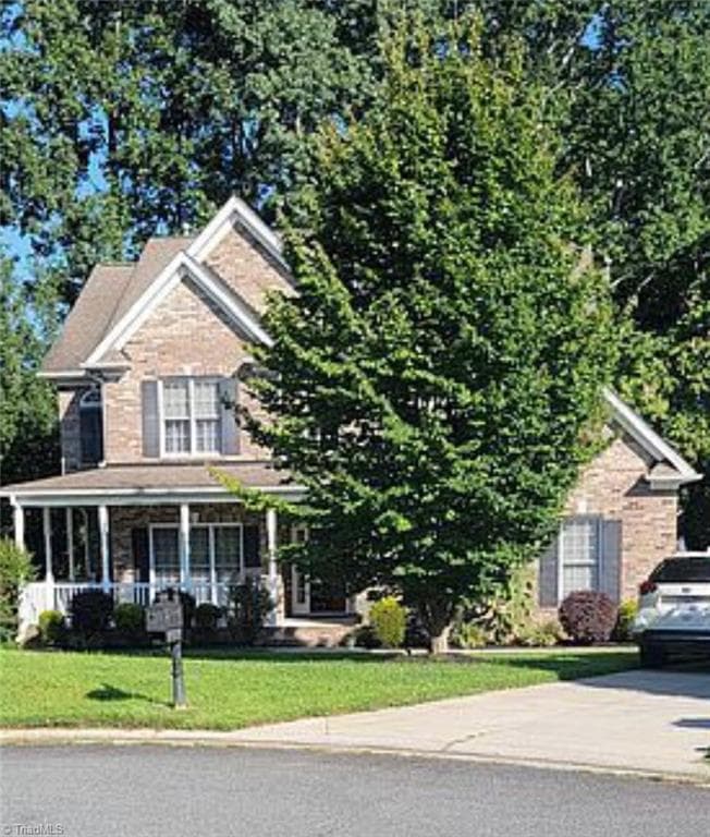 424 Southern Woods Drive, Winston-Salem NC 27107