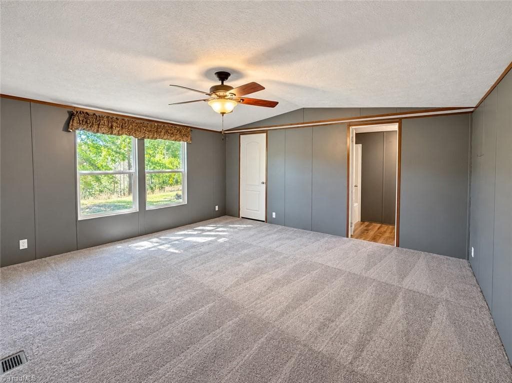 Manufactured Home at 1393 John Ed Mabe Road, Danbury NC 27016, photo 12 of 25