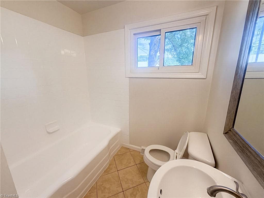 Stick/Site Built at 509 Greenbriar Road, Greensboro NC 27405, photo 16 of 17
