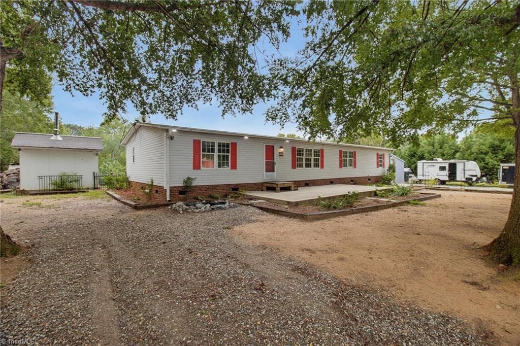 202 Pond Trail, Reidsville NC 27320