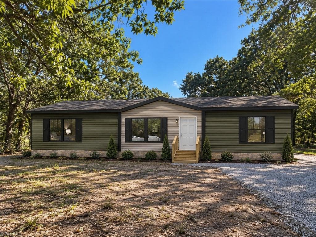6351 Canadian Avenue, Hope Mills NC 28348