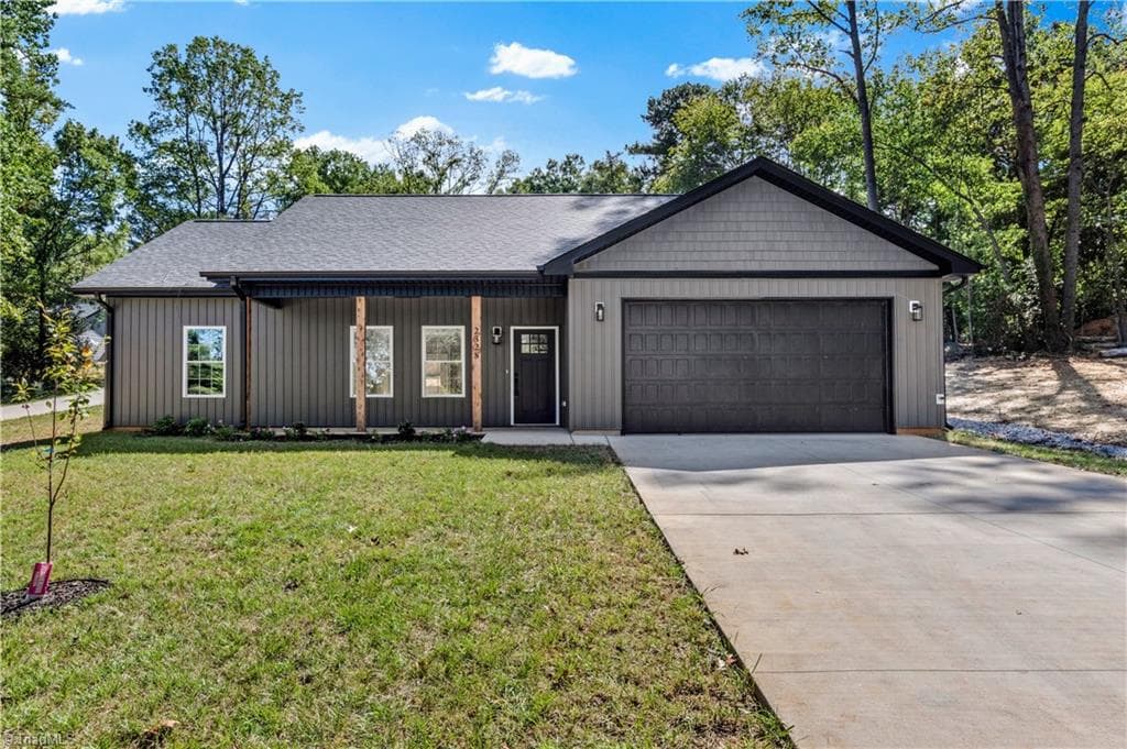2328 Summerlin Street, Winston-Salem NC 27103