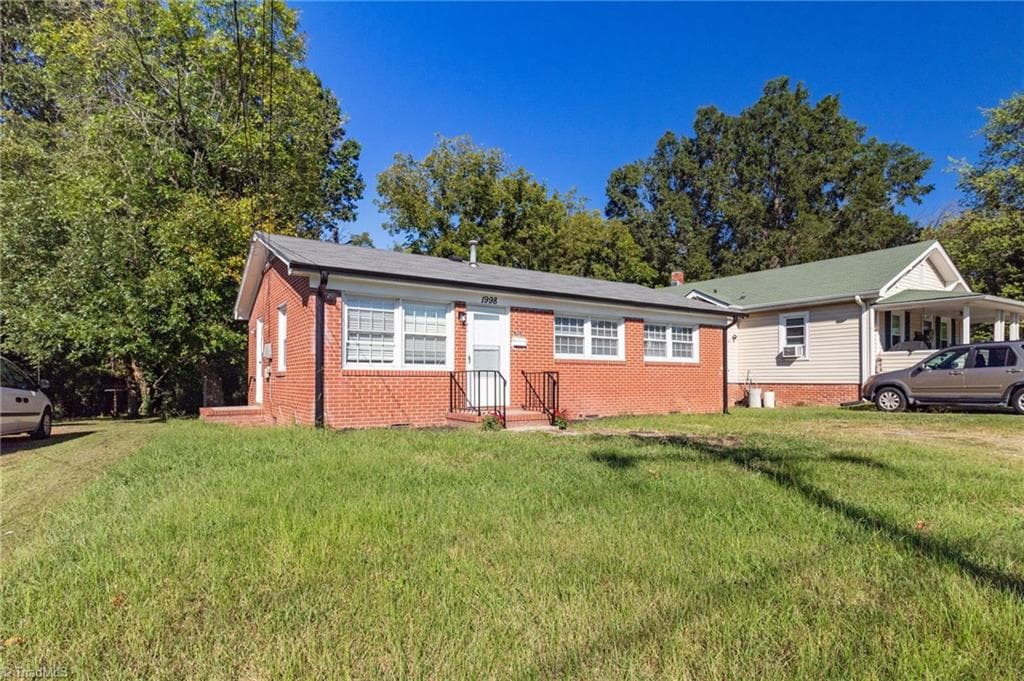 Stick/Site Built at 1998 Freeman Mill Road, Greensboro NC 27406, photo 4 of 37