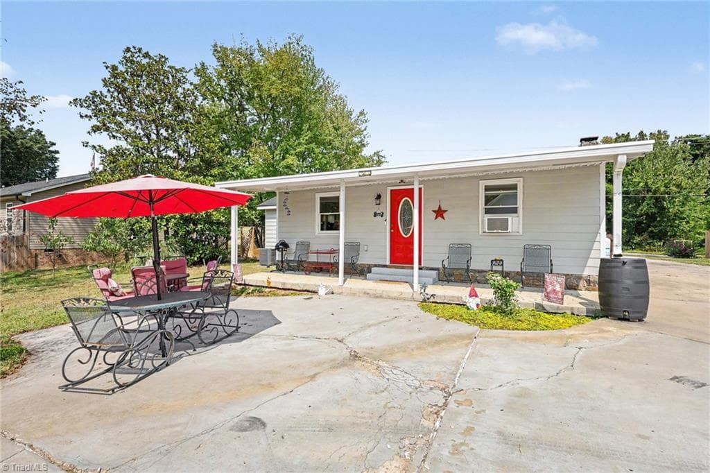 Backyard Patio area - 5883 Mendenhall Road, Archdale NC 27263, Archdale