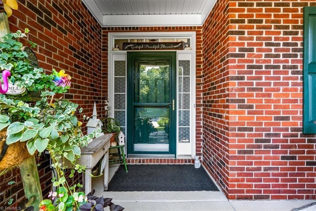 Stick/Site Built at 219 Heritage Hill Drive, Greensboro NC 27282, Greensboro, photo 7 of 100
