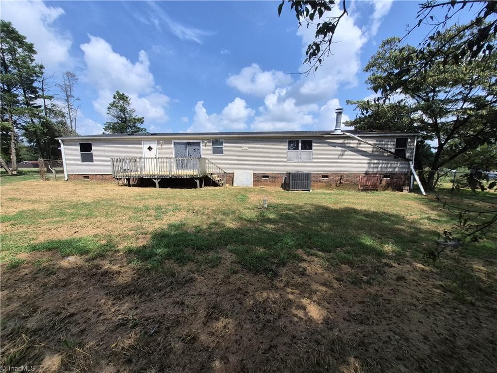 168 Fawn Brook Drive, Lexington NC 27292